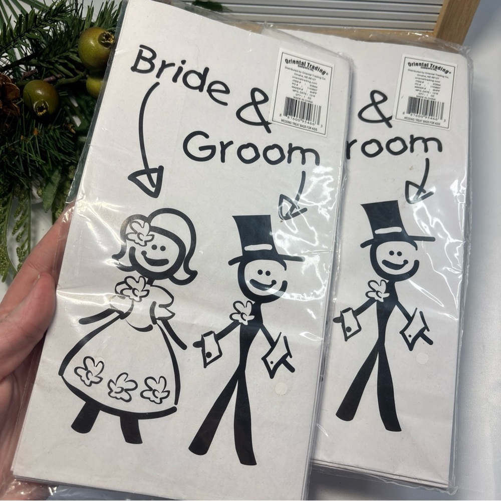 16 Wedding Favor/Treat Bags Bride & Groom Kids Treats Wedding Shower 10" x 5.25"